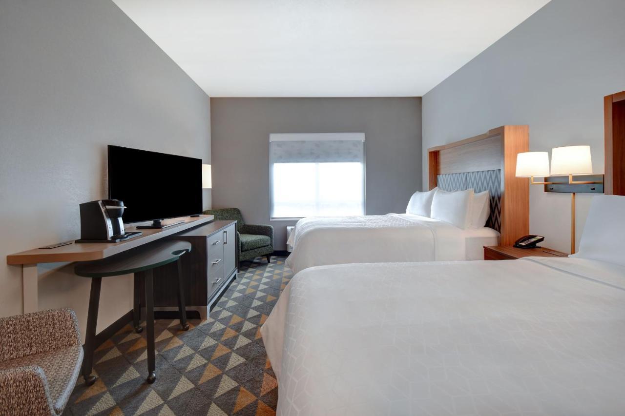 Holiday Inn - Erie By Ihg Exterior photo