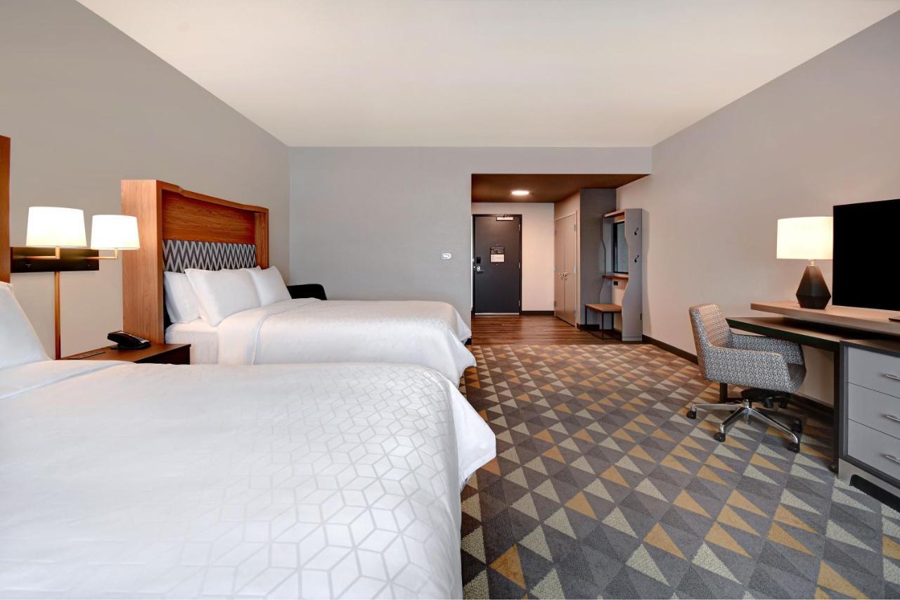 Holiday Inn - Erie By Ihg Exterior photo